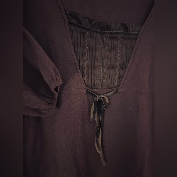 Ann Taylor LOFT Plum Color Pullover V-Neck Sweater w/Lace Camisole; Size S - Picture 5 of 8